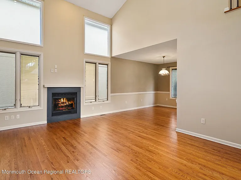 194 Pelican Ct — Photo 9