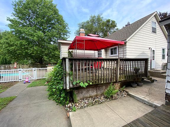 4th image of 626 Hayes St