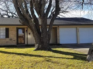 1607 Savage Dr, Mesquite, TX 75149