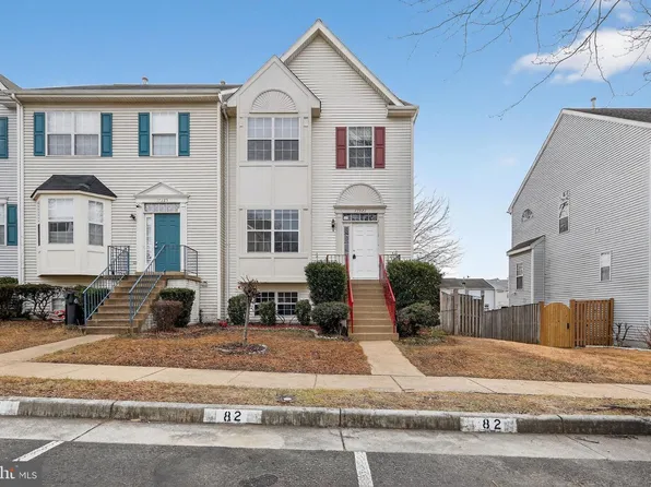 17327 Nugent Ln, Dumfries, VA 22026