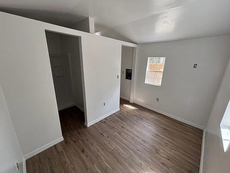 1416 Robin St — Photo 14