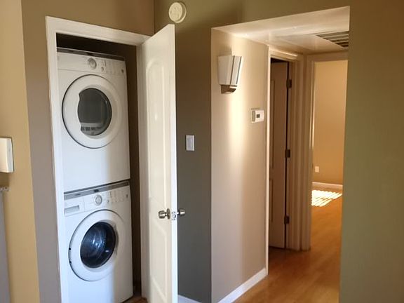4th image of 4410 N Longview Ave Unit 224
