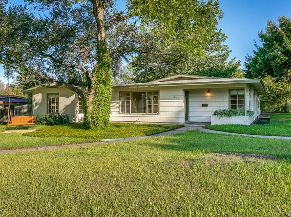 327 CALUMET PL, San Antonio, TX 78209