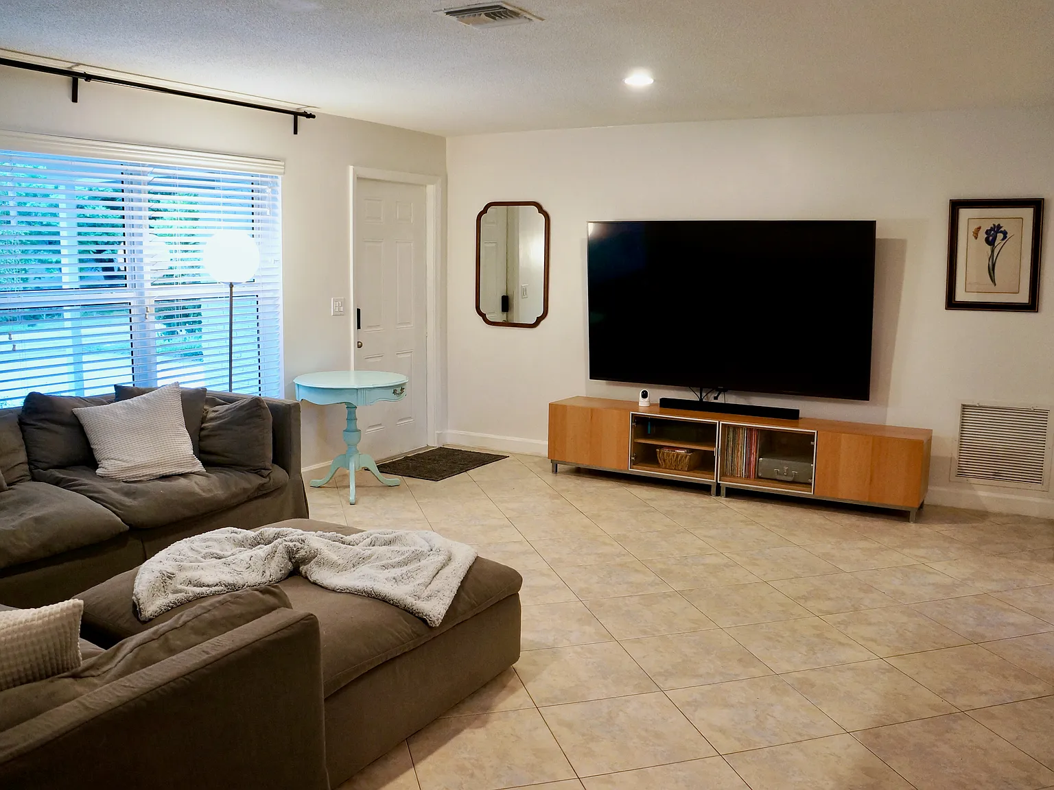 3 bed, 1515 sqft, $3,400 — Photo 4