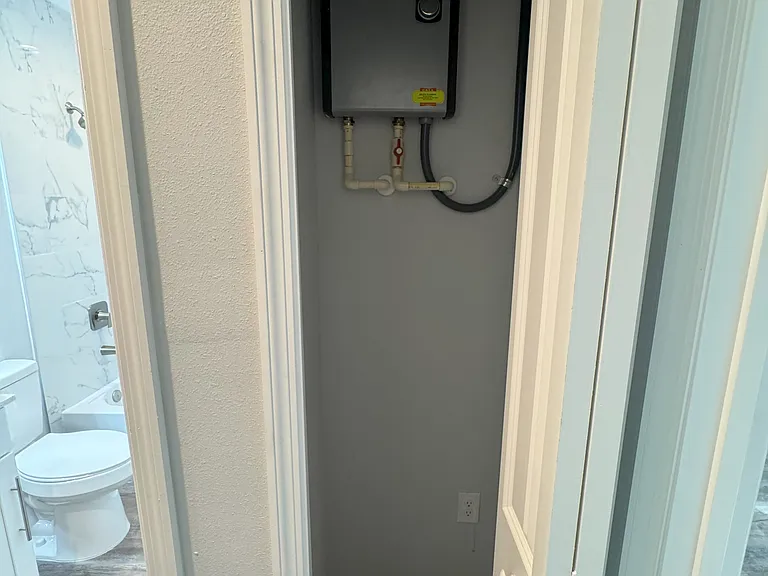 9275 Anita Ave — Photo 3