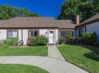 90 Gauguin Ct, Middle Island, NY 11953