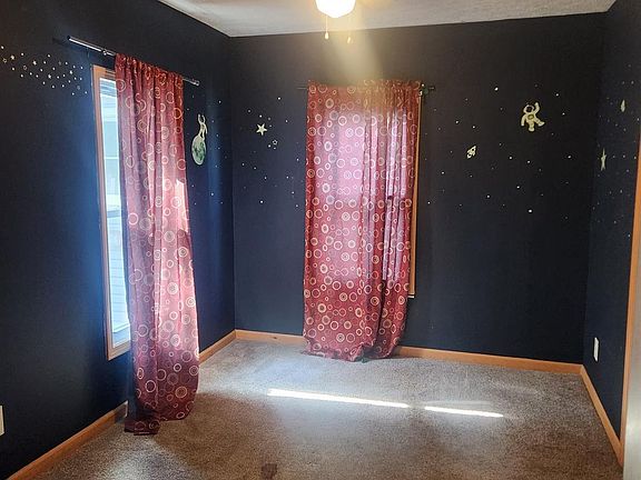 4th image of 1116 East Ave
