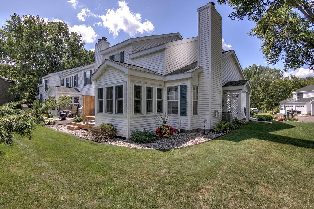 14055 Pennock Ave, Apple Valley, MN 55124 Zillow