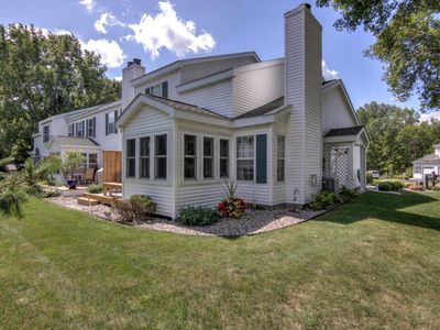 14055 Pennock Ave, Apple Valley, MN, 55124