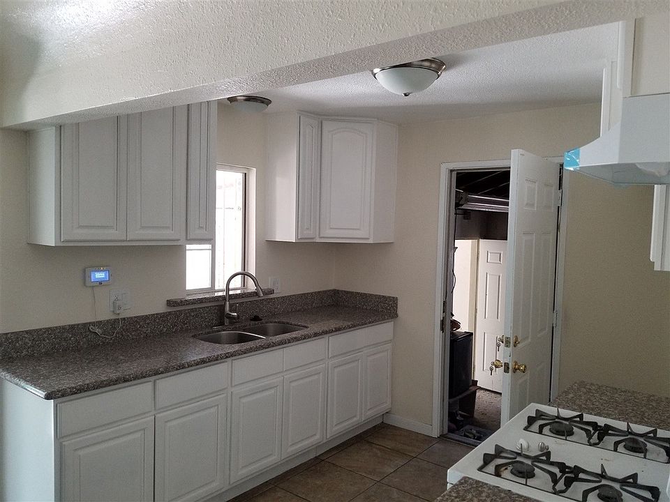 1st image of 419 W Acacia Ave