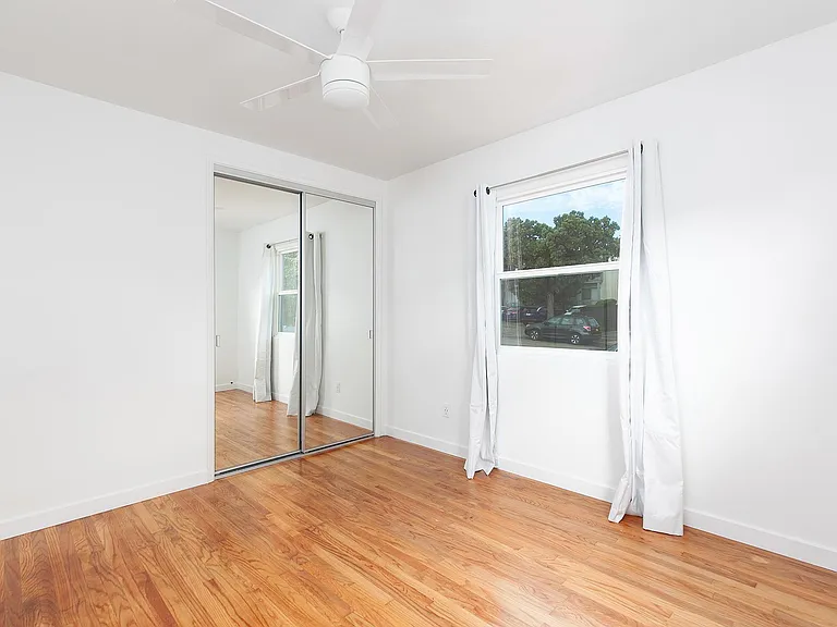 Front bedroom.