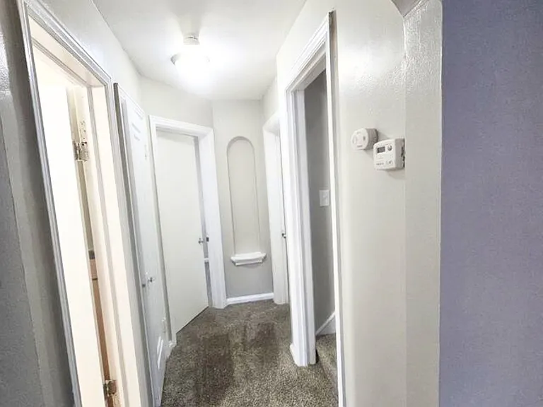 10803 Roxbury St — Photo 10