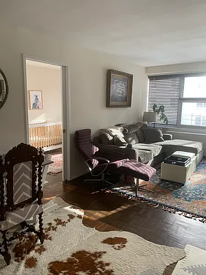 Rented by R New York | media 9