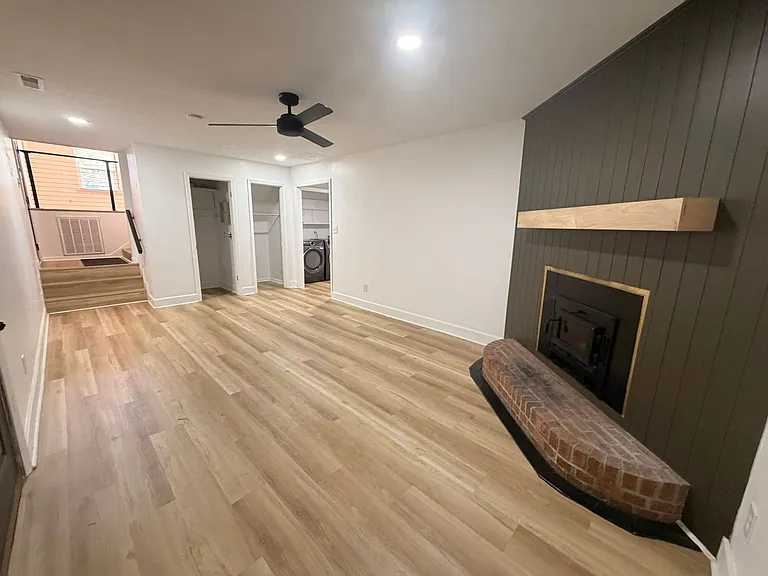 139 N Ingleside Dr — Photo 20