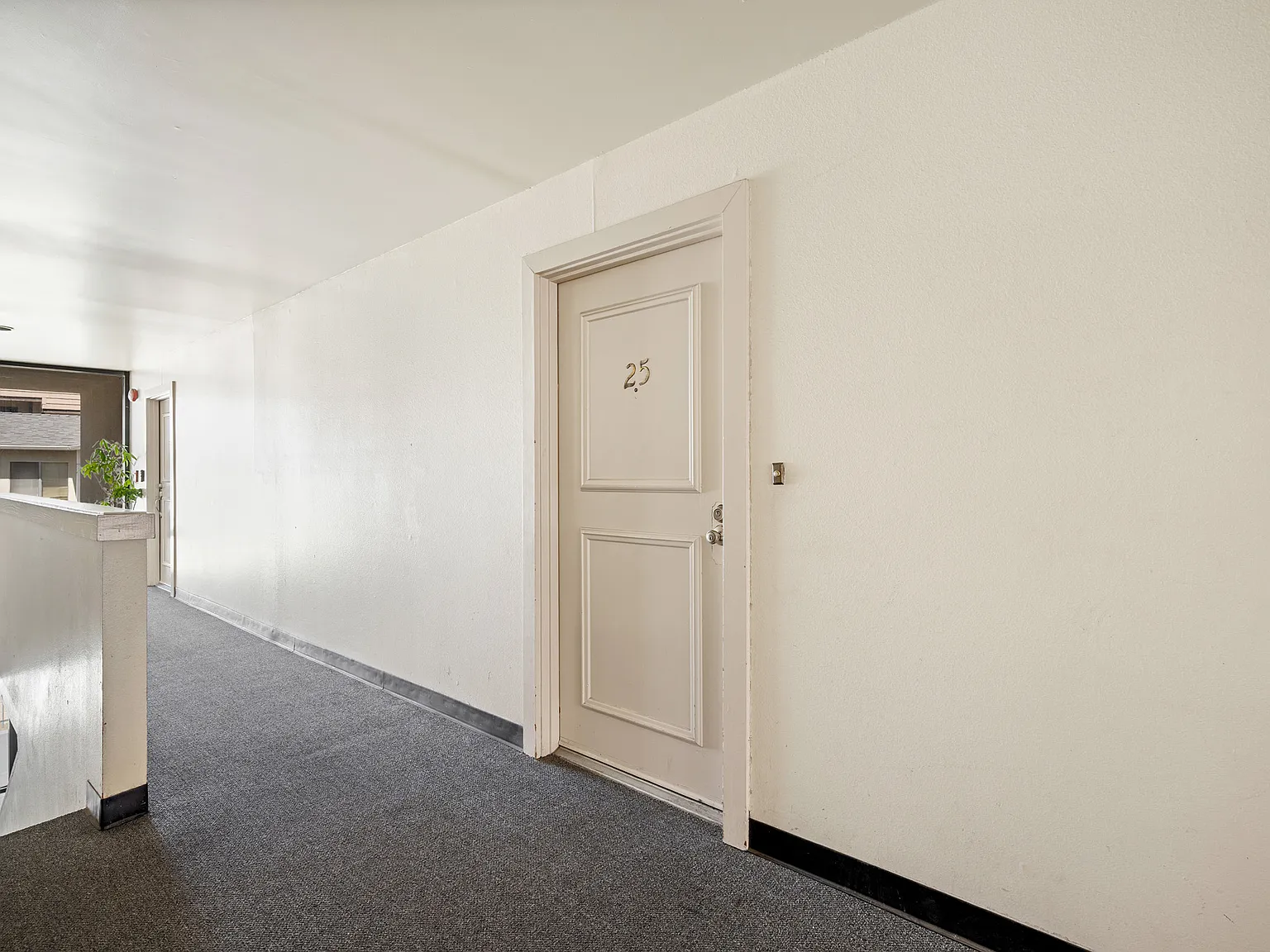2 bed, 756 sqft, $2,550 — Photo 3
