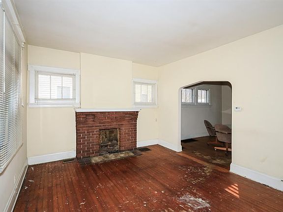 5th image of 1920 Glenway Ave