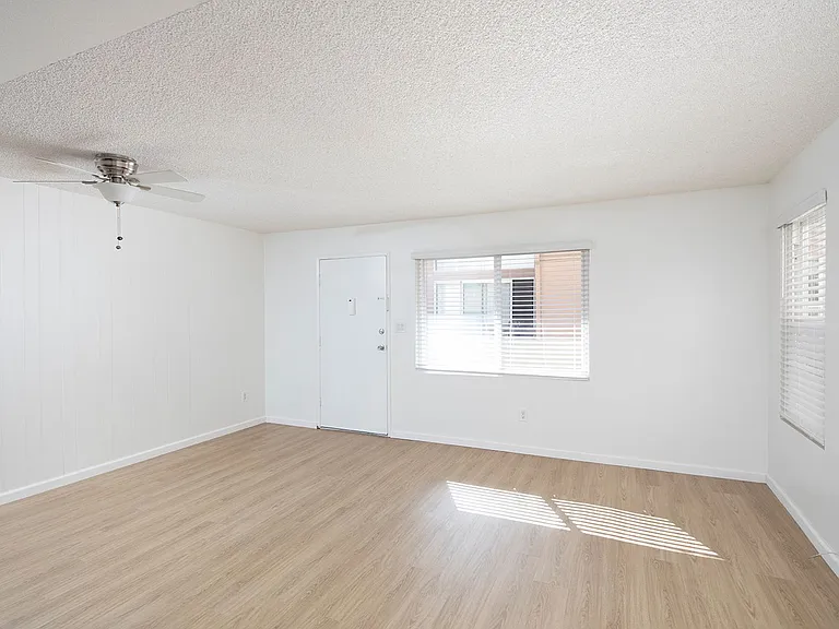 1656 Reed Ave #8 — Photo 9