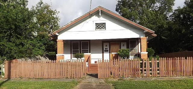 1st image of 1584 Blanchette St
