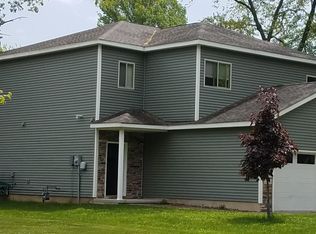 321 S 15th St, Chesterton, IN 46304