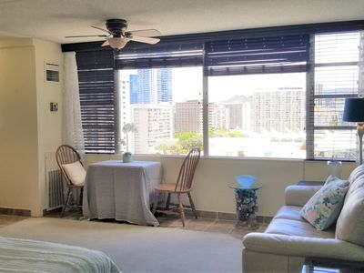 400 Hobron Ln APT 1806, Honolulu, HI, 96815
