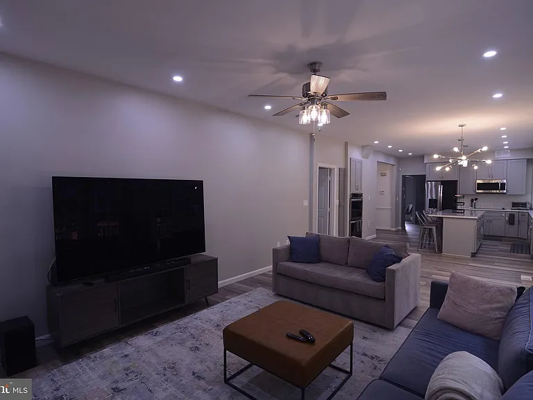 4904 Forest Creek Ct — Photo 14