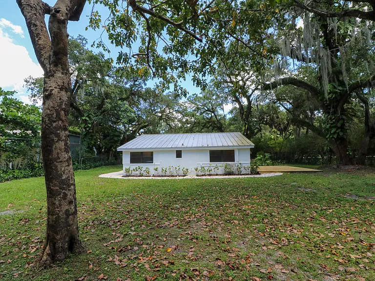 2101 Riverland Rd — Photo 21