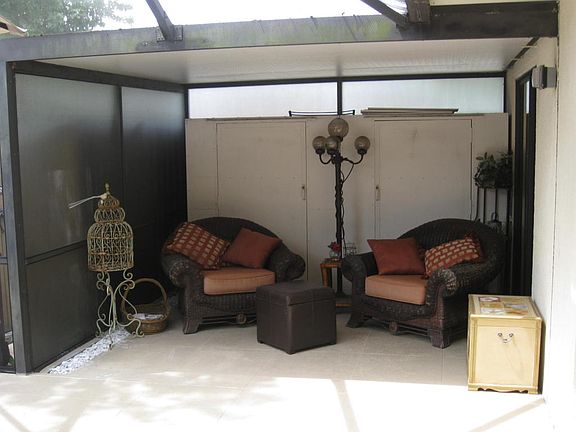 Patio Conversation Logia
