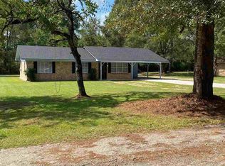3845 Pine Tree Ln, Silsbee, TX 77656