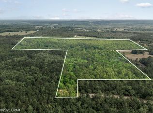 3100 Alhambra Dr, Chipley, FL 32428