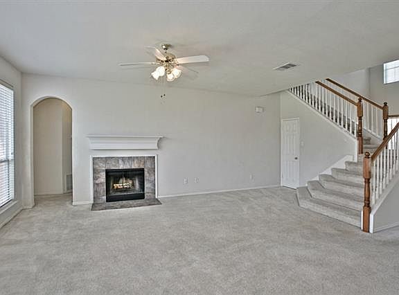 5th image of 4633 Ocean Dr
