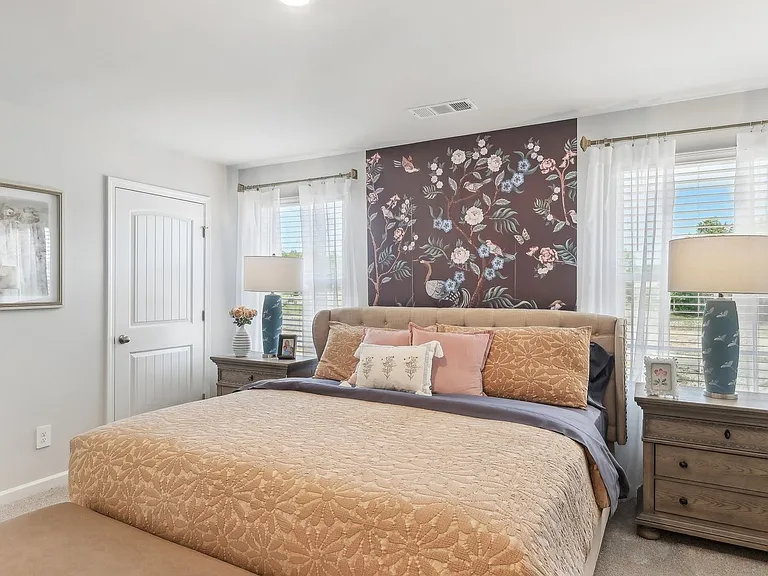 1024 Keyes Pl — Photo 43