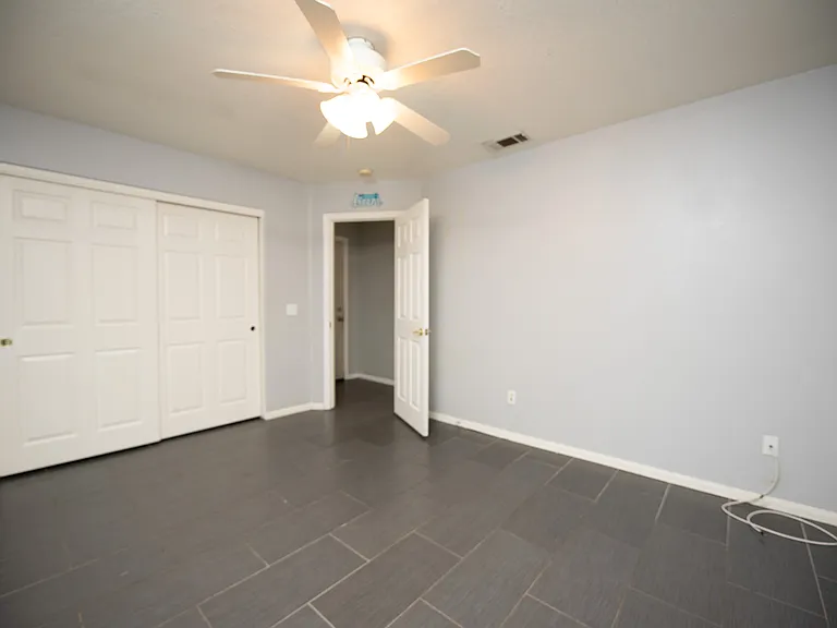 14010 Millbrook Dr — Photo 18