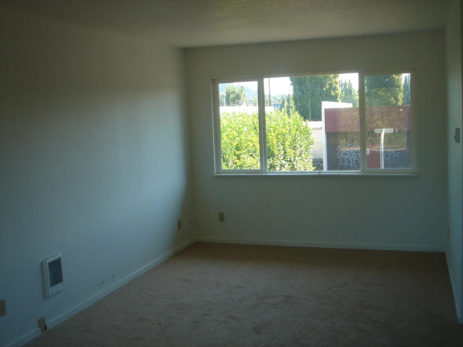 1 bed, 600 sqft, $1,225 — Photo 3