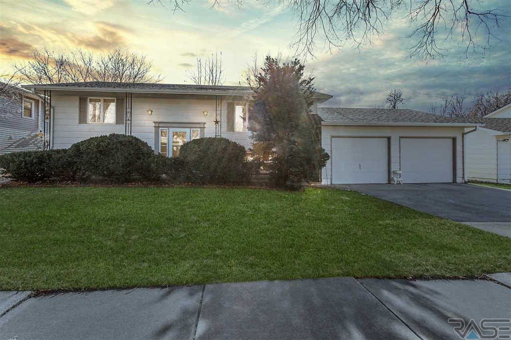 3813 E Ronning Dr, Sioux Falls, SD 57103 Zillow