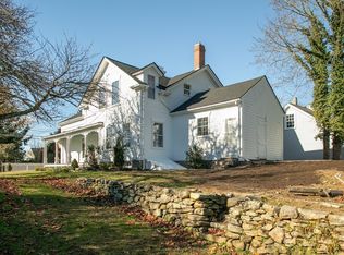 1954 Main Rd, Westport, MA 02790
