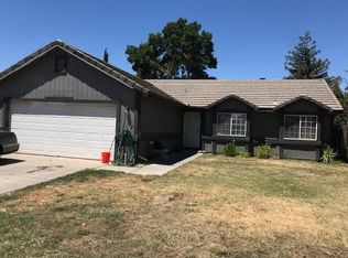 1324 Seneca Dr, Madera, CA 93637
