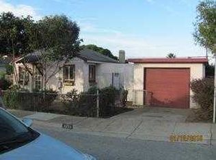 1355 Kenneth St, Seaside, CA 93955