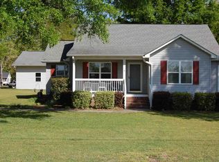 4 Glen Dr, Lugoff, SC 29078