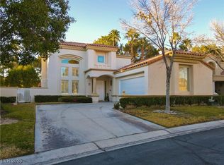 8236 Horseshoe Bend Ln, Las Vegas, NV 89113