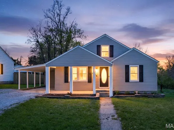 404 E Lakeview Dr, Warrenton, MO 63383