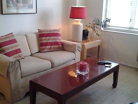 5th image of 130 W 67th St APT 17H