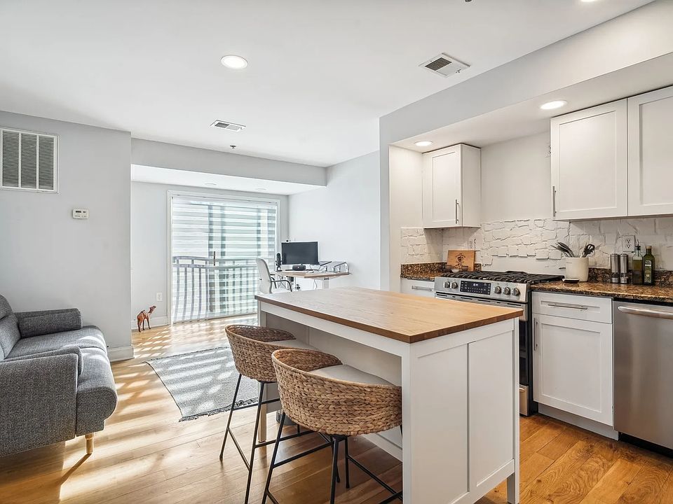 1st image of 320 62nd St #303