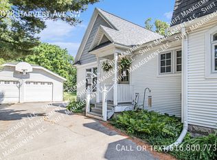 3028 Harvest Ave SW, Grandville, MI