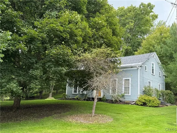 7217 Butternut Ln, Hamilton, NY 13346