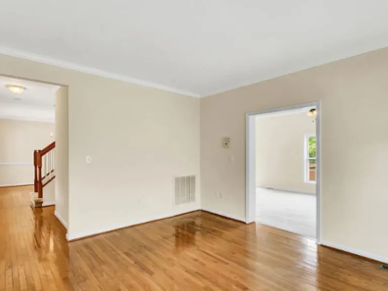 109 Olympic Dr — Photo 11