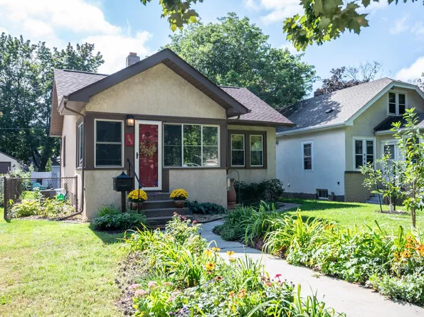 968 Hyacinth Ave E, Saint Paul, MN 55106