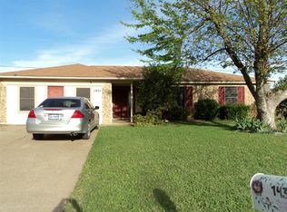 1431 Berry Dr, Cleburne, TX 76033