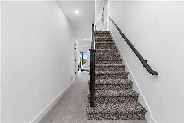 7345 Griffey St — Photo 26