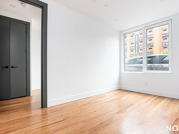 2nd image of 375 Lefferts Ave APT 1A