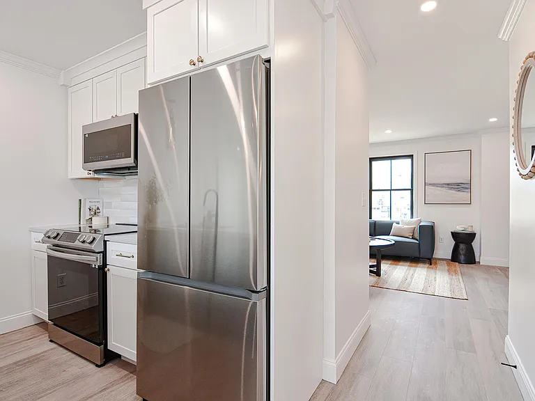 27 Chestnut St — Photo 12